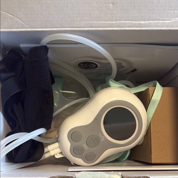 Duo Breast Pump - White - Picture 3 of 3